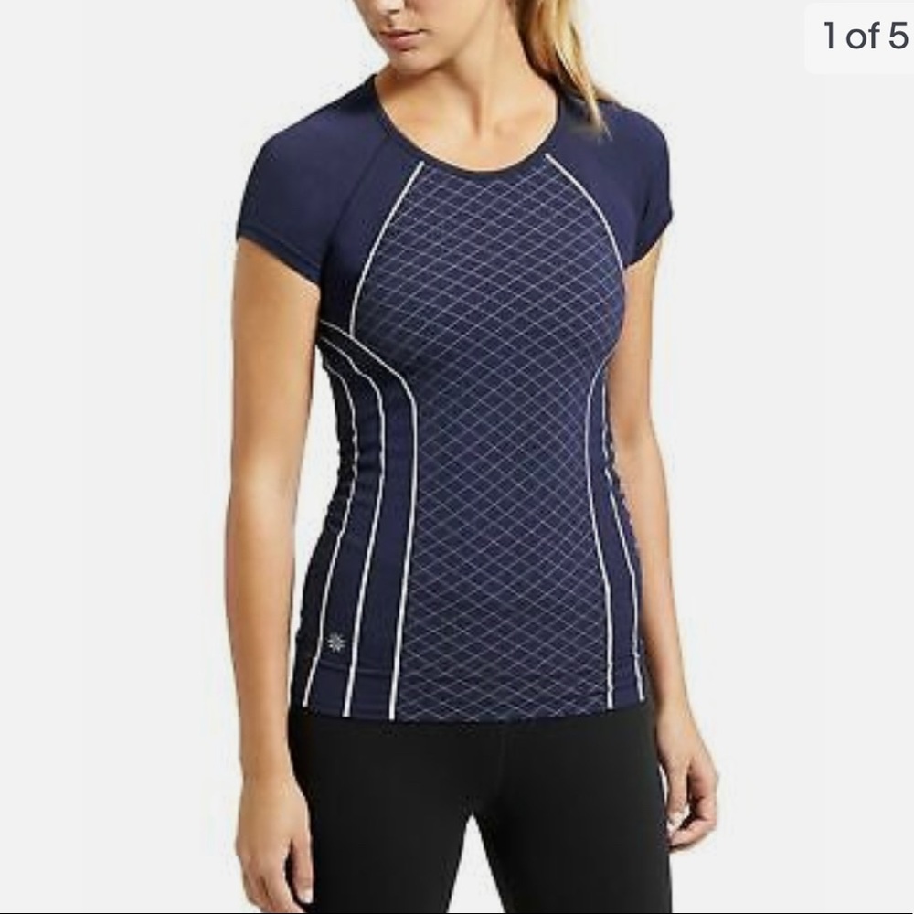 Athleta Finish Fast Line Tee